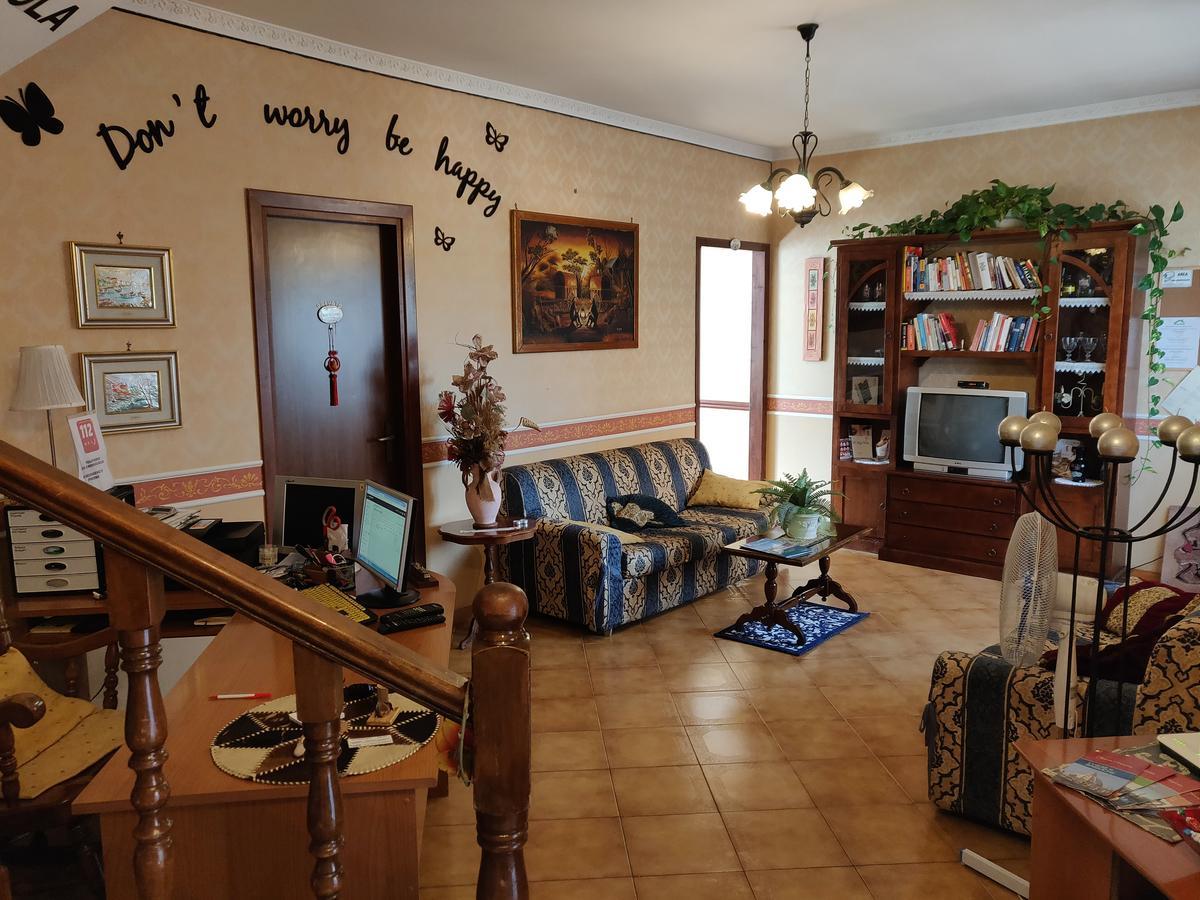 Affittacamere Hillary House 3*